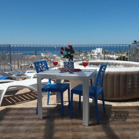 Aparthotel Riflesso Sul Mare Marina di Mancaversa Zewnętrze zdjęcie